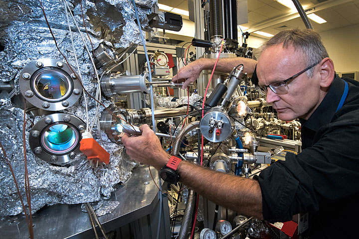 Brookhaven physicist Tonica Valla in the OASIS laboratory at Brookhaven National Laboratory.