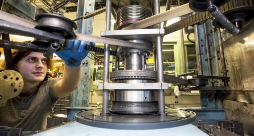 PPPL physicist Kyle Caspary tending to the Magnetorotational Instability Experiment