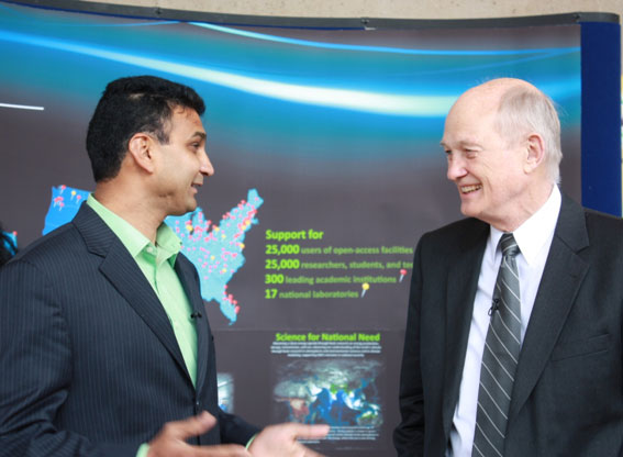 Dr. Vilas Pol and Office of Science Director Dr. Bill Brinkman